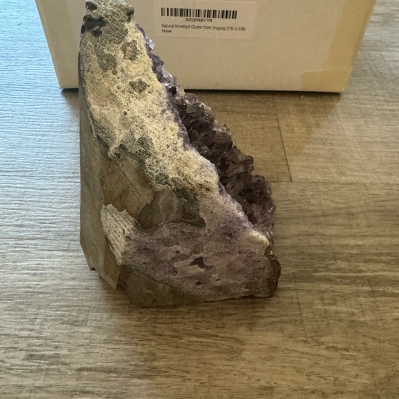 New Emporion Gems Amethyst Crystal 2.21 LBS - Picture 6 of 9